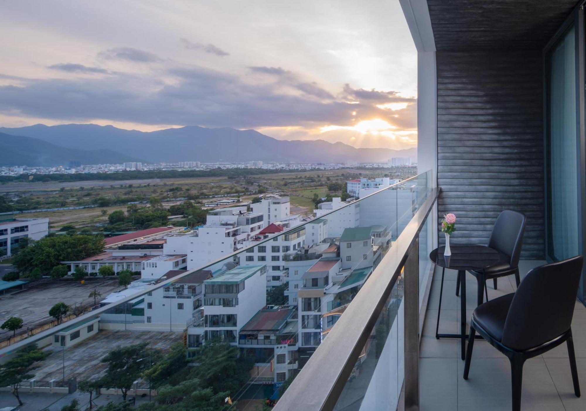 Poseidon Nha Trang Hotel Exterior photo